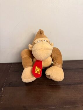 Super Mario Donkey Kong DK Plush Stuffed Animal Nintendo 2016 Red Tie